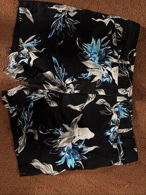 White House Black Market Black Floral Capris with Blue Accents